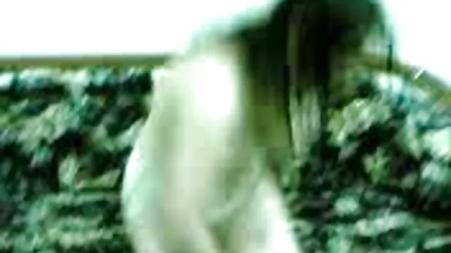 پورنو بدون ثبت نام  دزد و همراهش در اتاق خواب می عکس سکسی کیر خندند.