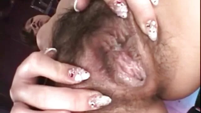 پورنو بدون ثبت نام  زنی با تصاویرسکسی کیرتوکس سوراخ کردن نوک سینه ، از blowjob بسیار خوبی برخوردار است