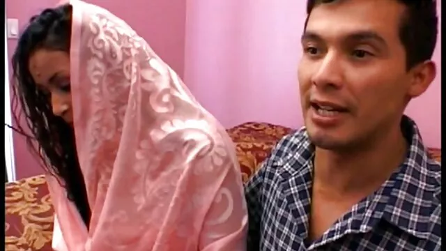 پورنو بدون ثبت نام  Curvy Slut آشکارا عکس کیر کس وکون در یک گفتگوی جنسی مطرح می کند