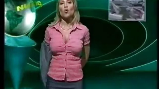 پورنو بدون ثبت نام  دو عکس سکسی کون وکس Milfs Juicy Frasers با یک شلخته و مرد طاس رابطه جنسی دارند