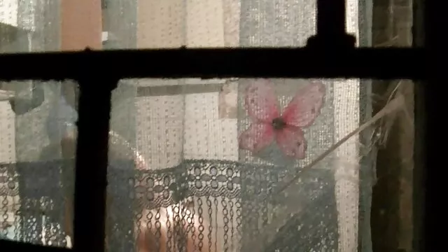 پورنو بدون ثبت نام  این جانور موی قرمز در گپ تصویری خصوصی بیدمشک مودار را جذب می کند عکس های سکسی کیر و کس